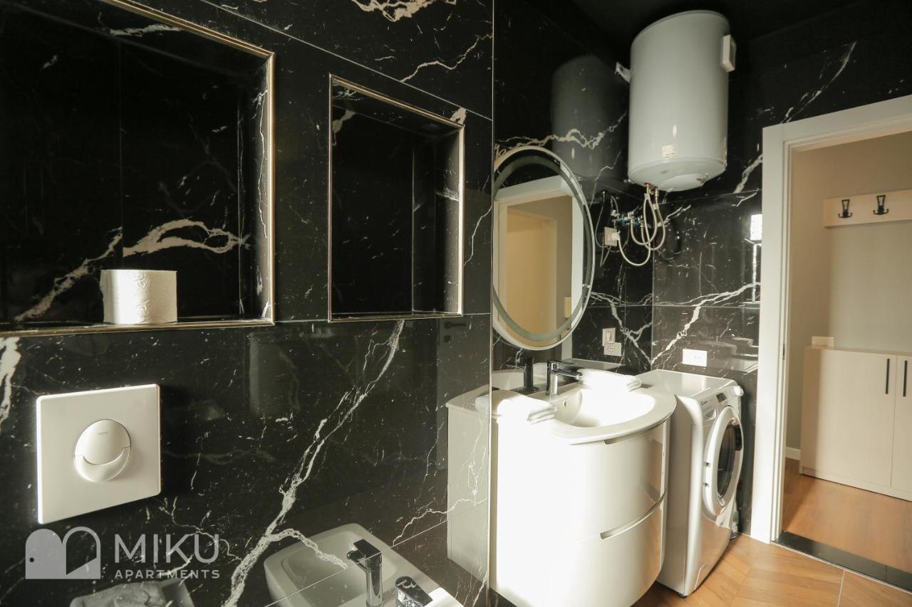Miku Apartment Tirana Eksteriør billede