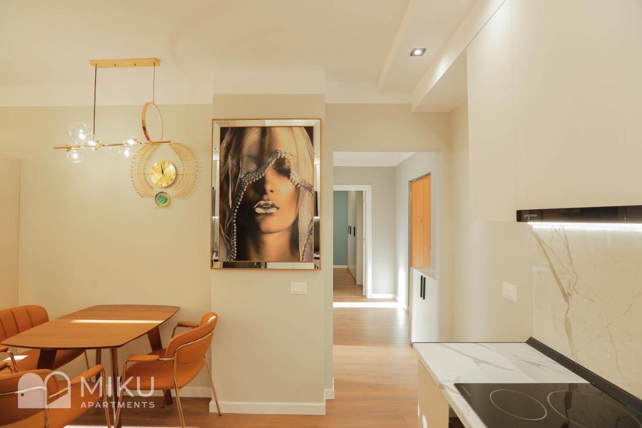 Miku Apartment Tirana Eksteriør billede